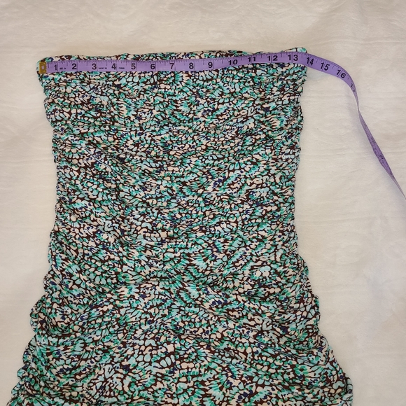 BCBGMAXAZRIA strapless bodycon dress - Picture 8 of 10